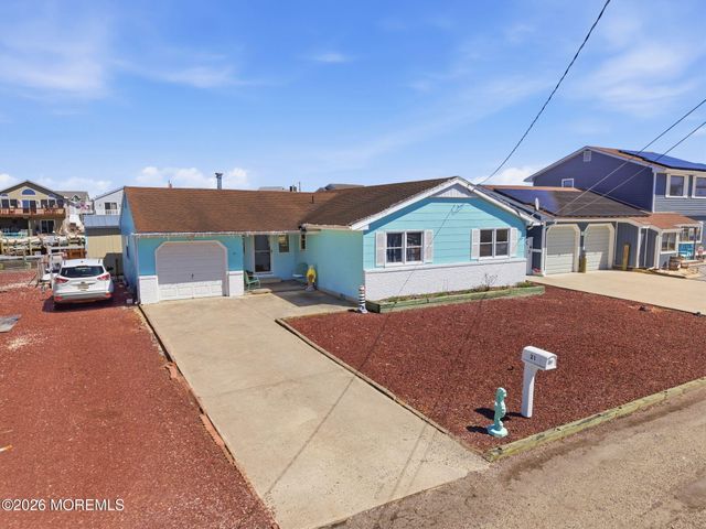 21 S Boston Drive, Little Egg Harbor, NJ 08087