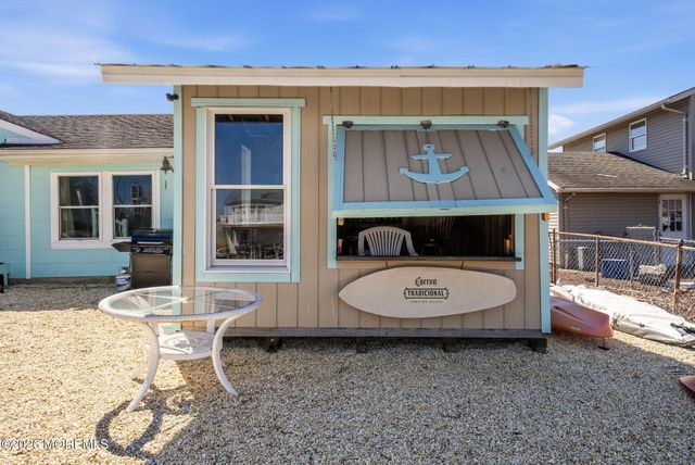 21 S Boston Drive, Little Egg Harbor, NJ 08087