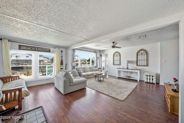 21 S Boston Drive, Little Egg Harbor, NJ 08087