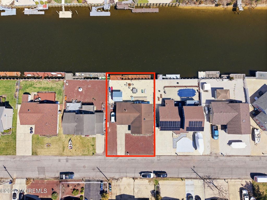 21 S Boston Drive, Little Egg Harbor, NJ 08087