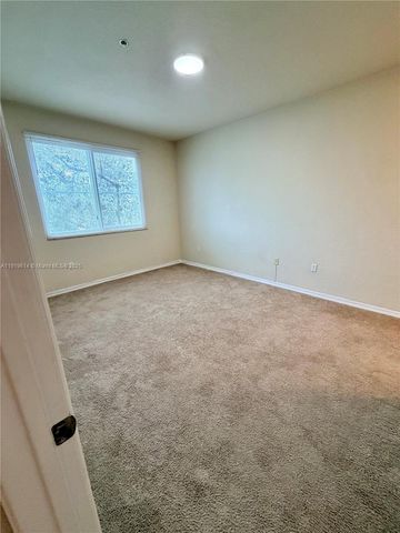 11032 Legacy Dr 306, Palm Beach Gardens, FL 33410