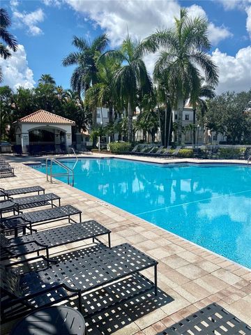 11032 Legacy Dr 306, Palm Beach Gardens, FL 33410