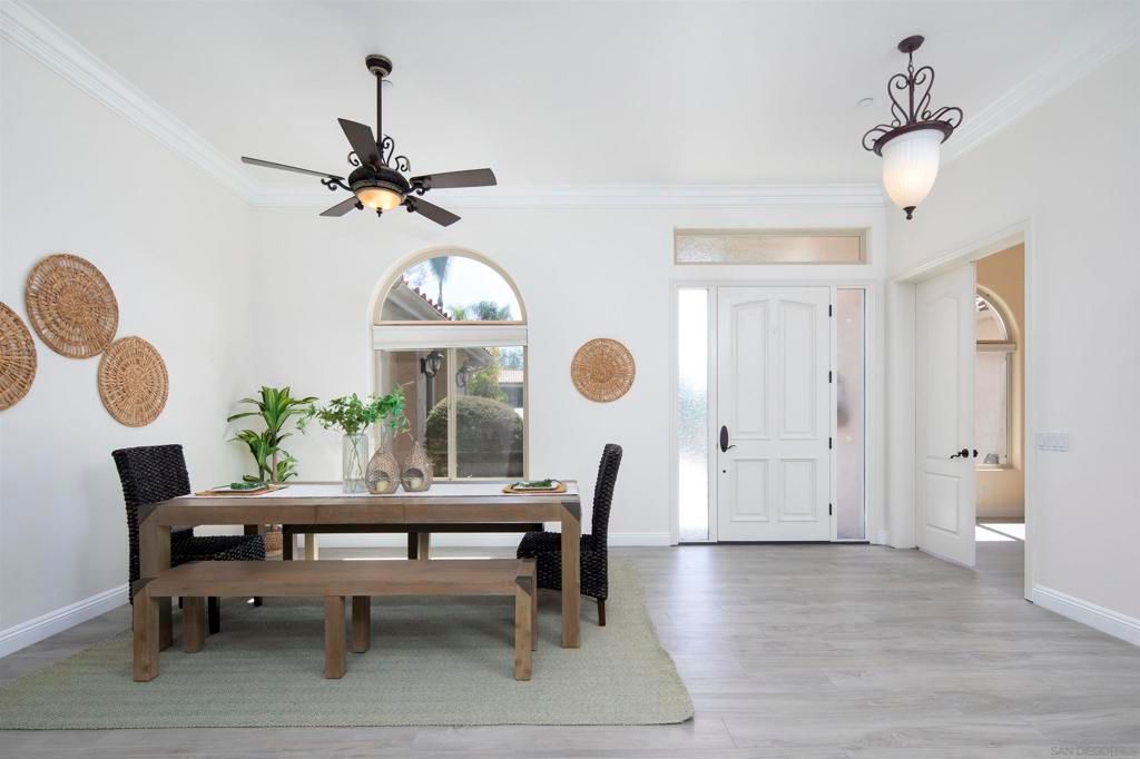 1726 York View Circle, Vista, CA 92084 — photo 5