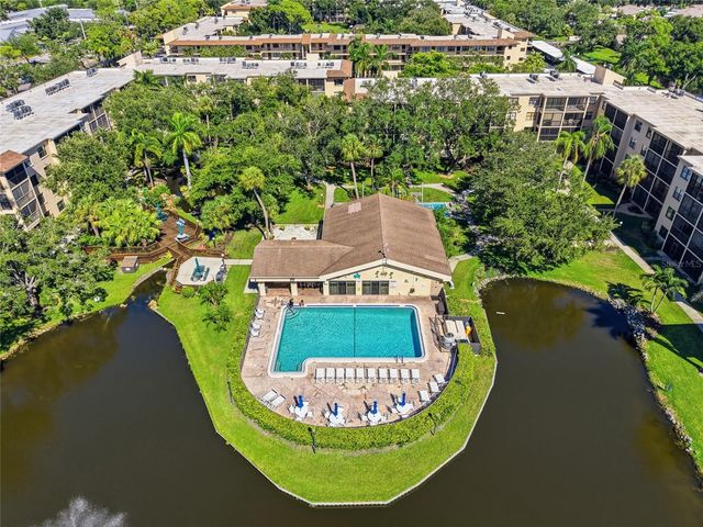 515 30TH AVENUE W H308, Bradenton, FL 34205