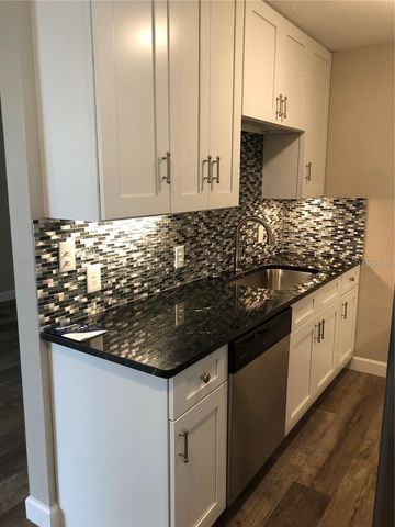 520 70TH STREET N 2, St Petersburg, FL 33710