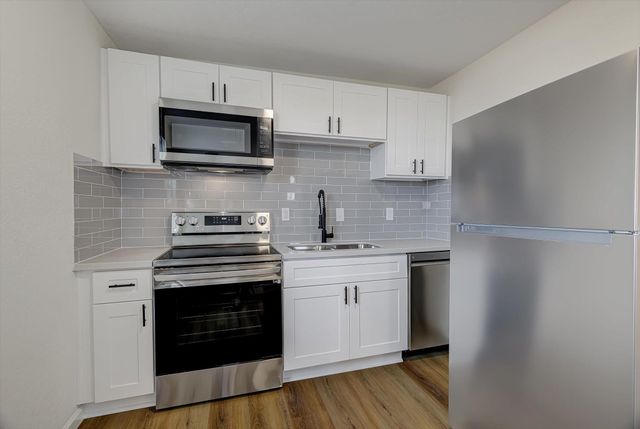 6608 Avenue O 5, Houston, TX 77011