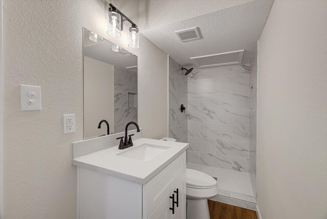 6608 Avenue O 5, Houston, TX 77011