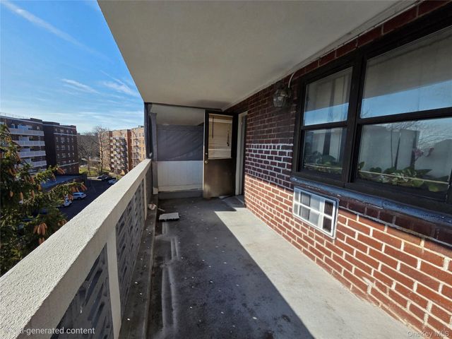 86-10 151 Street 5G, Howard Beach, NY 11414