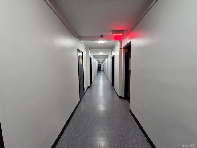 86-10 151 Street 5G, Howard Beach, NY 11414