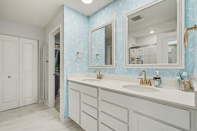 10990 Arkansas Place, Crown Point, IN 46307