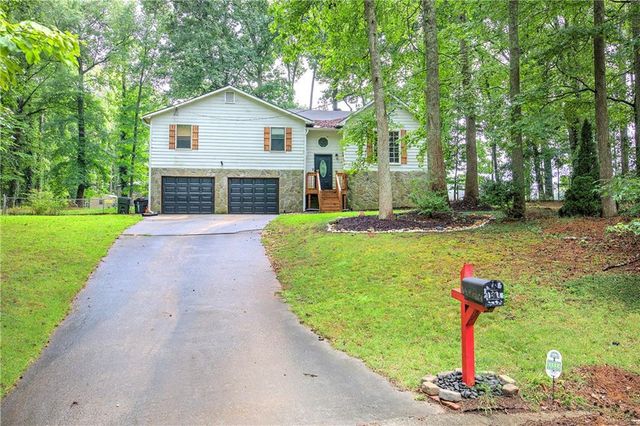 202 Blackhawk Trail, Dallas, GA 30157
