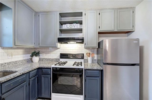 202 Blackhawk Trail, Dallas, GA 30157