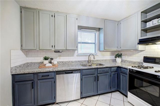 202 Blackhawk Trail, Dallas, GA 30157