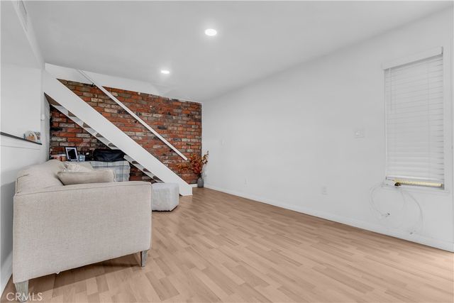 3003 Knollwood Avenue 2, La Verne, CA 91750