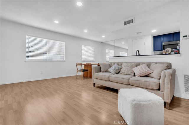 3003 Knollwood Avenue 2, La Verne, CA 91750