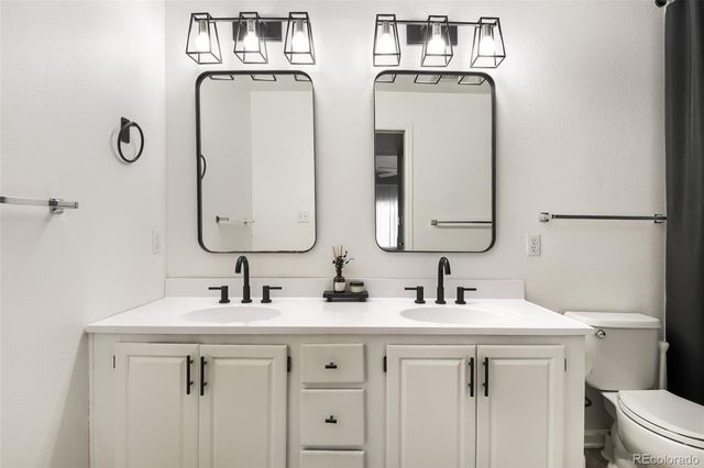 3727 Cactus Creek Court 104, Highlands Ranch, CO 80126