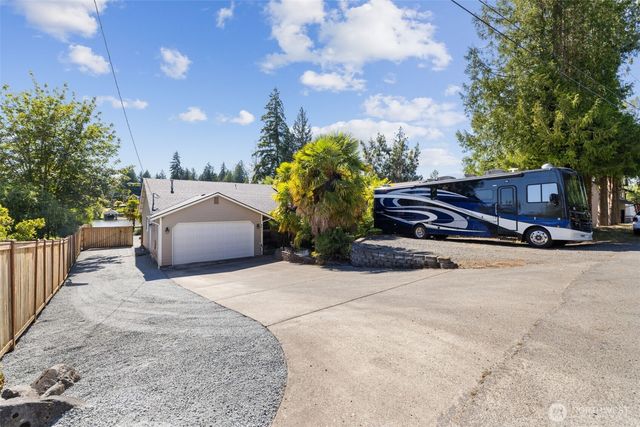 6011 205th Avenue E, Bonney Lake, WA 98391