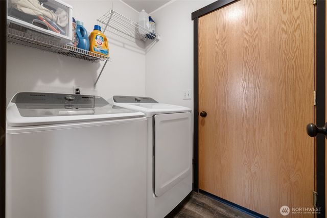 6011 205th Avenue E, Bonney Lake, WA 98391