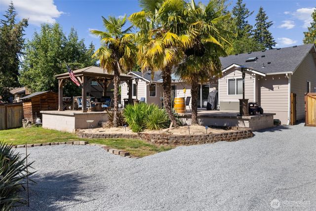 6011 205th Avenue E, Bonney Lake, WA 98391