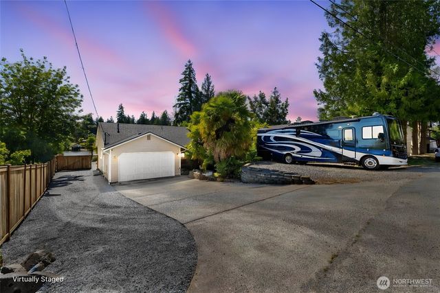 6011 205th Avenue E, Bonney Lake, WA 98391
