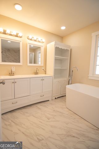 116 Little Lane, Lula, GA 30554