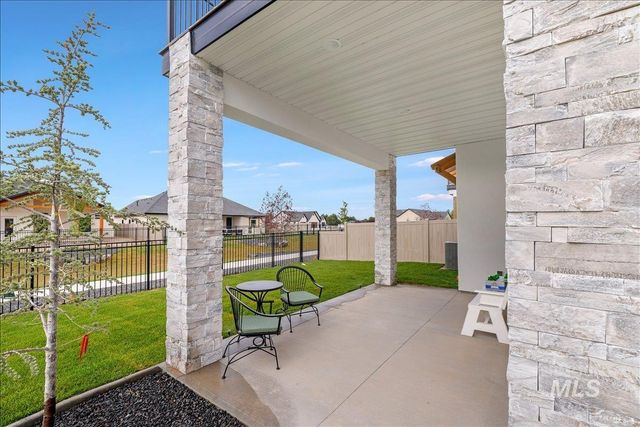 525 Canyon Mist Dr, Twin Falls, ID 83301