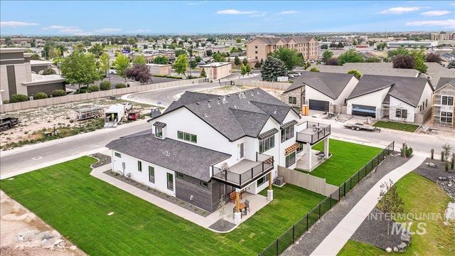 525 Canyon Mist Dr, Twin Falls, ID 83301
