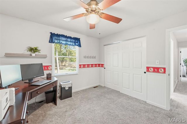 180 Spring Oaks Drive, Ballwin, MO 63011