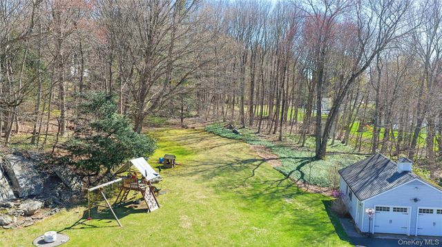 6 Spruce Hollow, Armonk, NY 10504