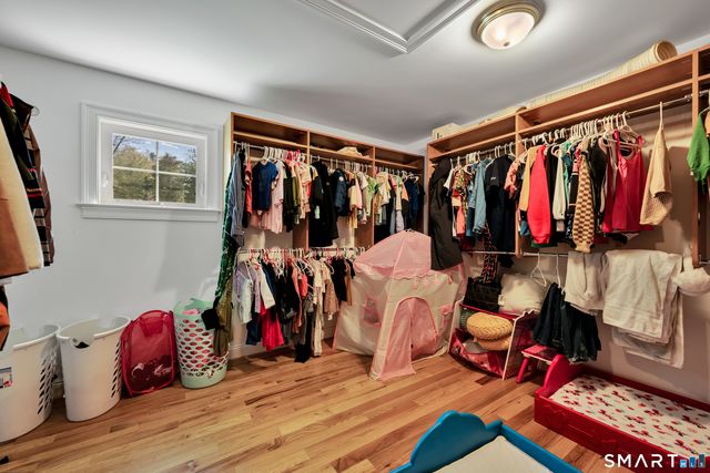 1600 New London Turnpike, Glastonbury, CT 06033
