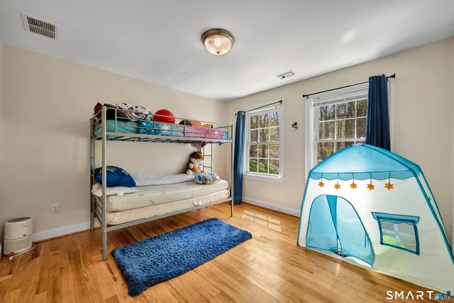 1600 New London Turnpike, Glastonbury, CT 06033