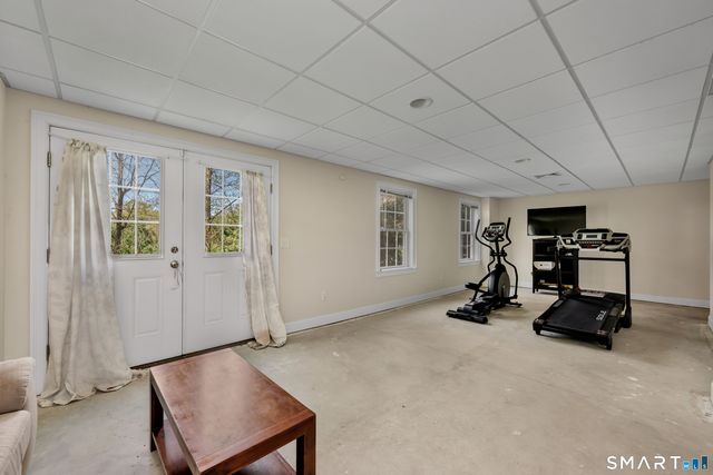 1600 New London Turnpike, Glastonbury, CT 06033
