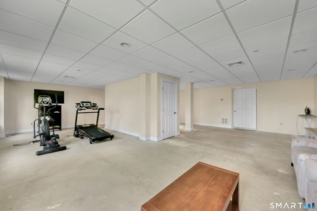 1600 New London Turnpike, Glastonbury, CT 06033