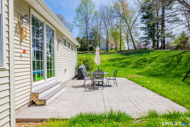 1600 New London Turnpike, Glastonbury, CT 06033