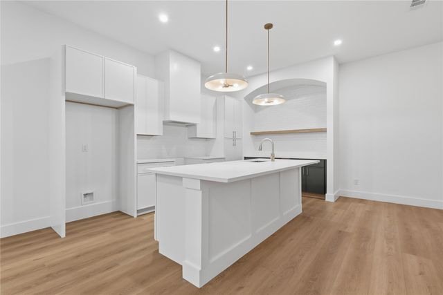 2906 Swanson Street, Dallas, TX 75210