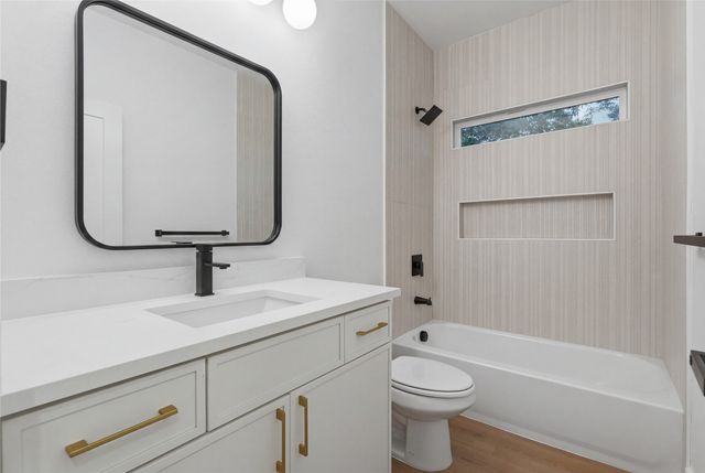 2906 Swanson Street, Dallas, TX 75210