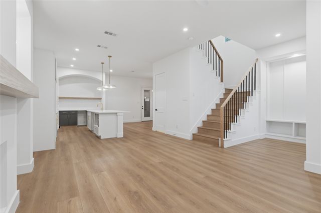 2906 Swanson Street, Dallas, TX 75210