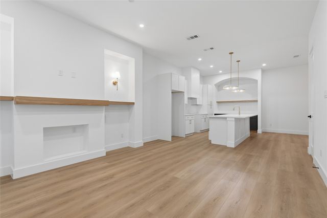 2906 Swanson Street, Dallas, TX 75210