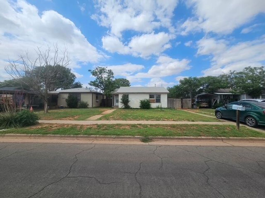 3218 Colgate Street, Lubbock, TX 79415