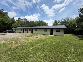 1614 NW Waring Road, Dalton, GA 30721