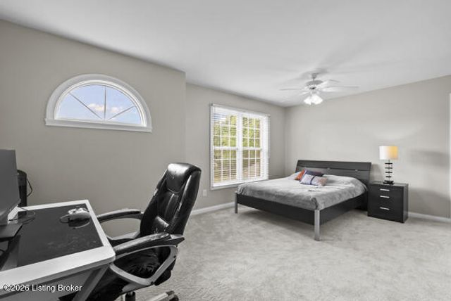 3705 Woodmont Park Ln, Louisville, KY 40245