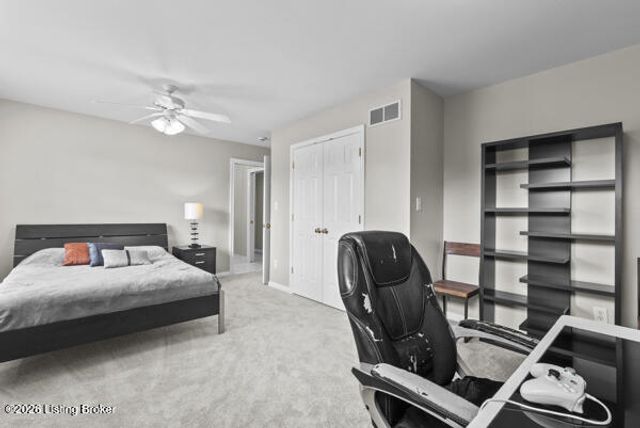 3705 Woodmont Park Ln, Louisville, KY 40245
