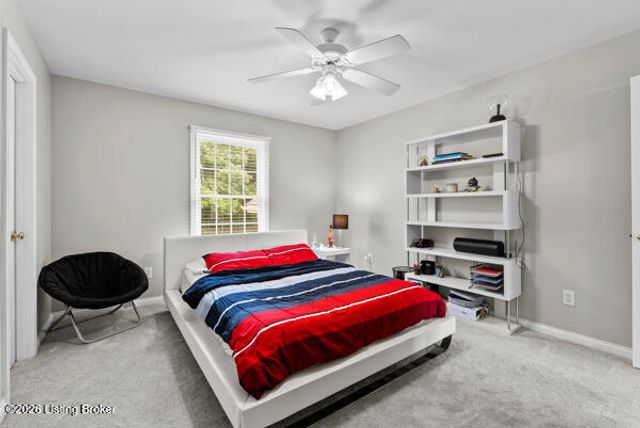 3705 Woodmont Park Ln, Louisville, KY 40245