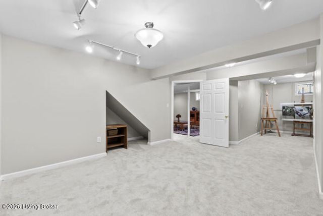 3705 Woodmont Park Ln, Louisville, KY 40245