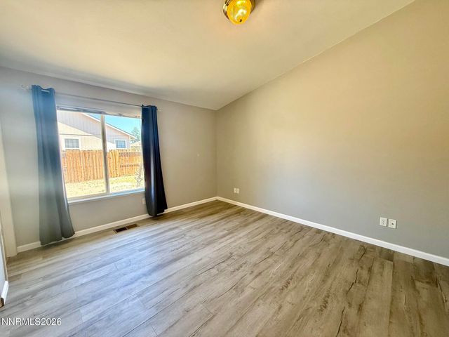 310 Emigrant Way, Fernley, NV 89408