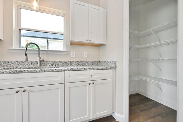 1575 Strawberry Lane, NE, Cleveland, TN 37311