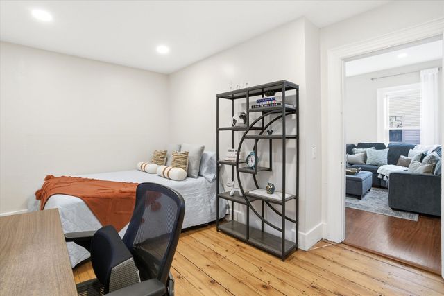 203 Walnut Street, Manchester, NH 03104