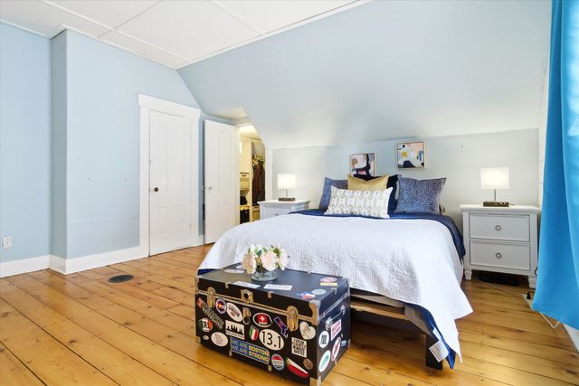 203 Walnut Street, Manchester, NH 03104