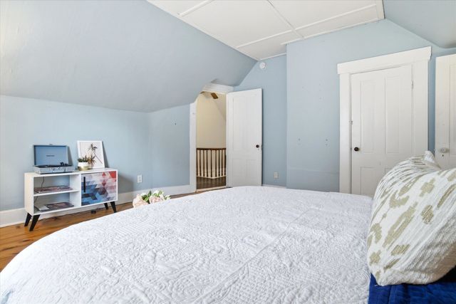 203 Walnut Street, Manchester, NH 03104