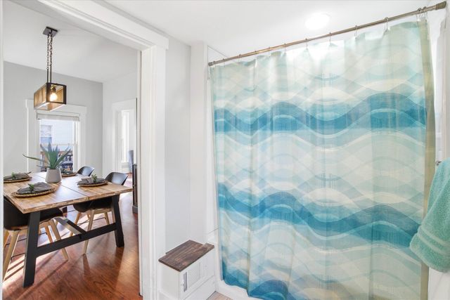 203 Walnut Street, Manchester, NH 03104